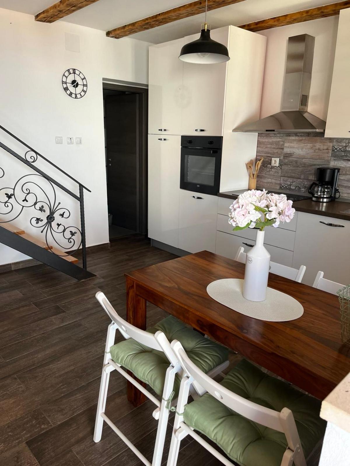 Holiday home Stylish Lorena Sveti Juraj